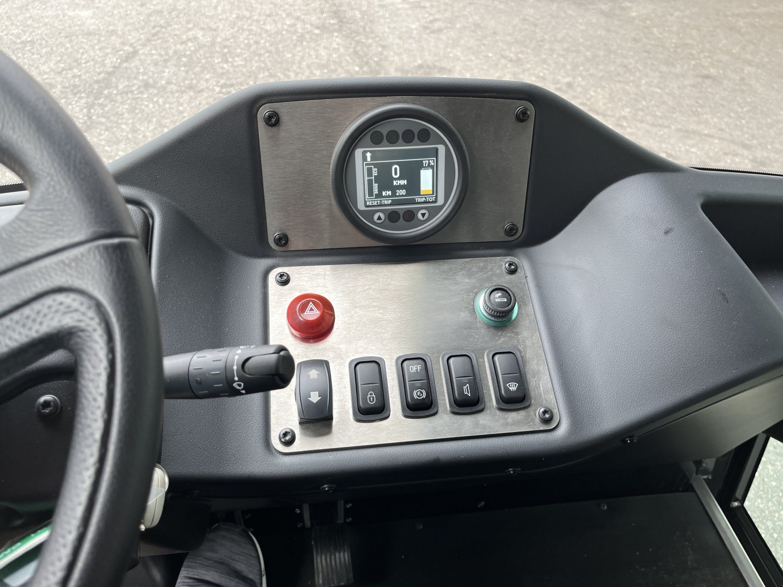 Kommunalfahrzeug des Typs Addax Elektrofahrzeug 15MTx, Neumaschine in Frastanz (Bild 15)