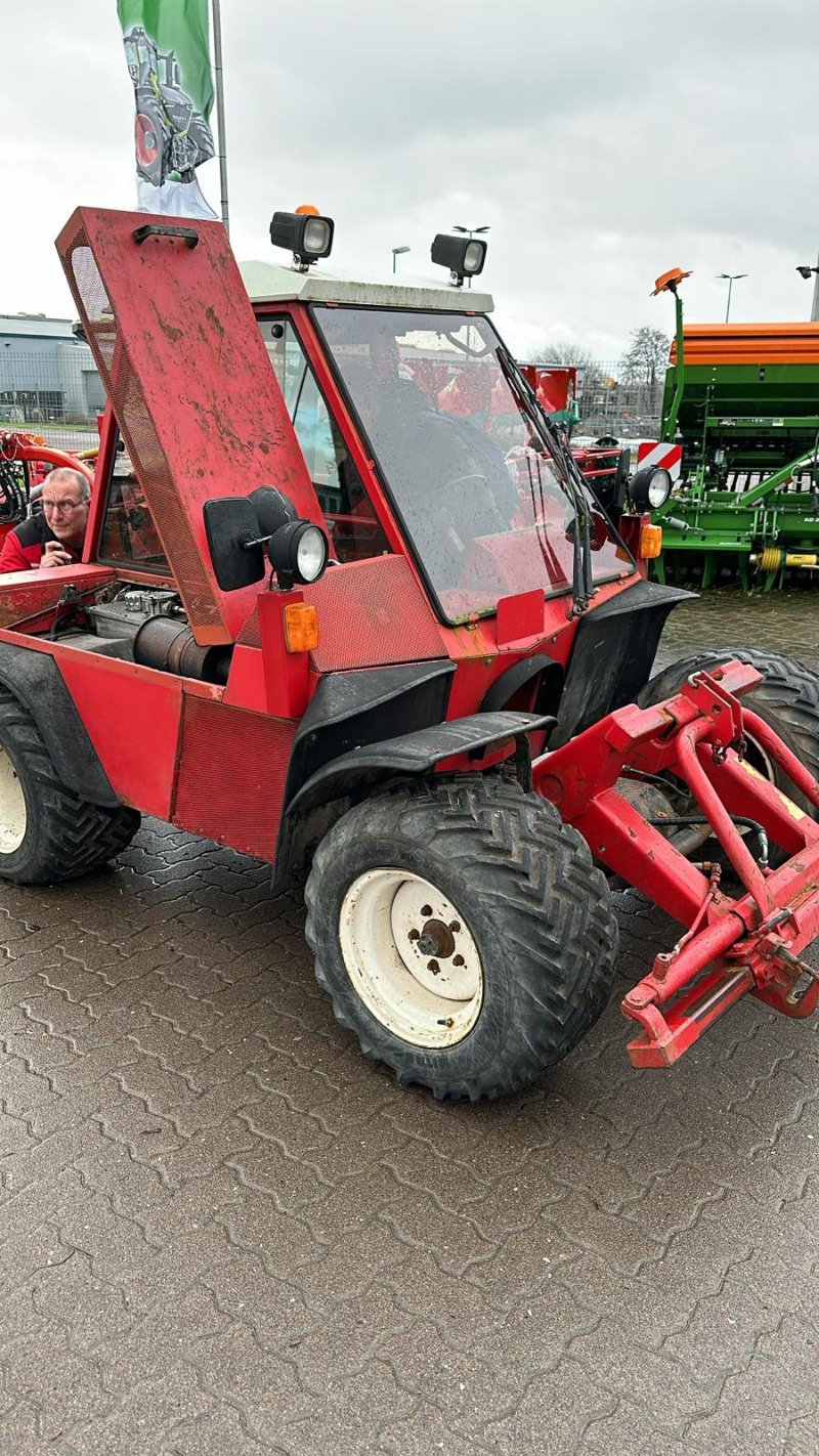 Kommunalfahrzeug des Typs Aebi Aebi, Gebrauchtmaschine in Elmenhorst-Lanken (Bild 2)