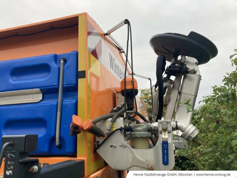 Kommunalfahrzeug van het type Bucher Salzstreuer Bucher Yeti W30 Unimog, Gebrauchtmaschine in Heimstetten (Foto 3)
