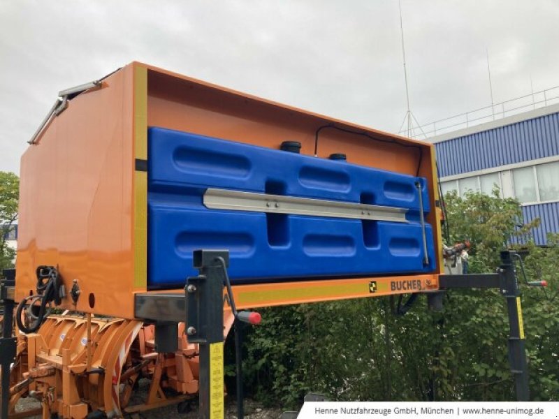 Kommunalfahrzeug van het type Bucher Salzstreuer Bucher Yeti W30 Unimog, Gebrauchtmaschine in Heimstetten (Foto 4)