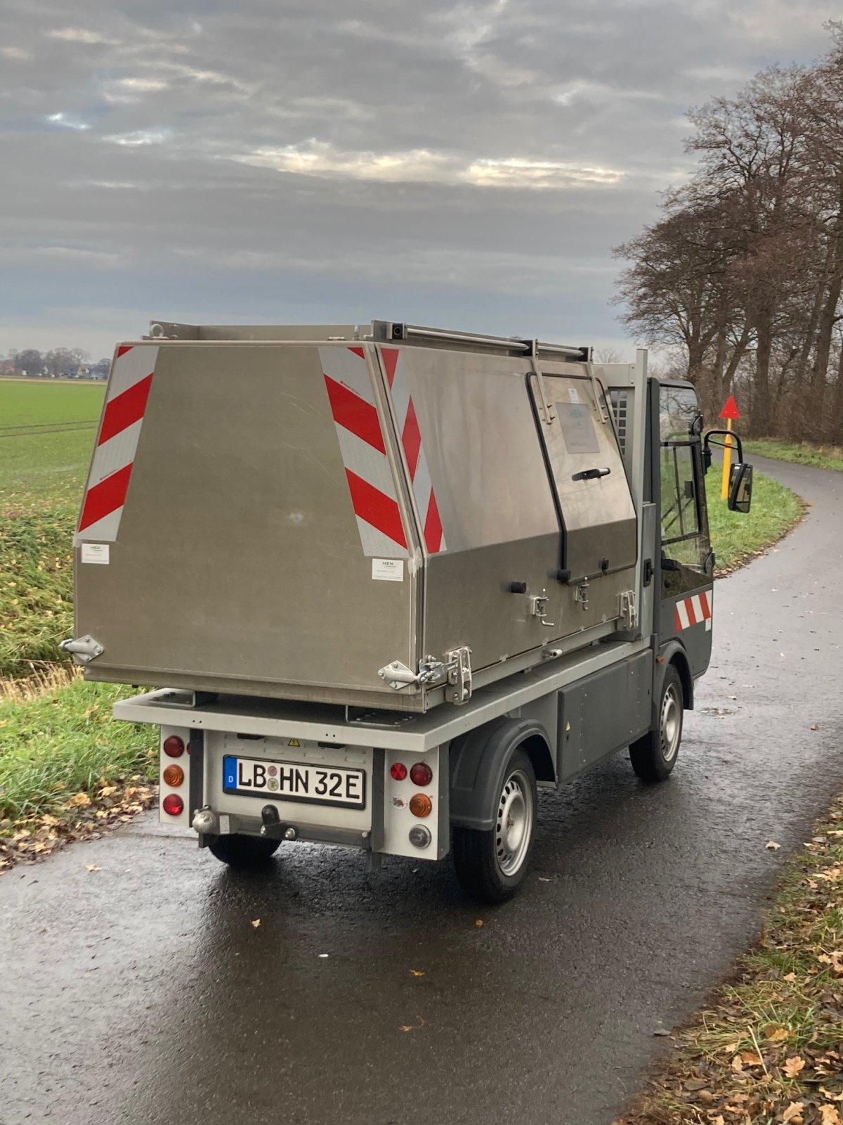 Kommunalfahrzeug des Typs Esagono mini E-truck Gastone, Gebrauchtmaschine in Wedemark (Bild 4)