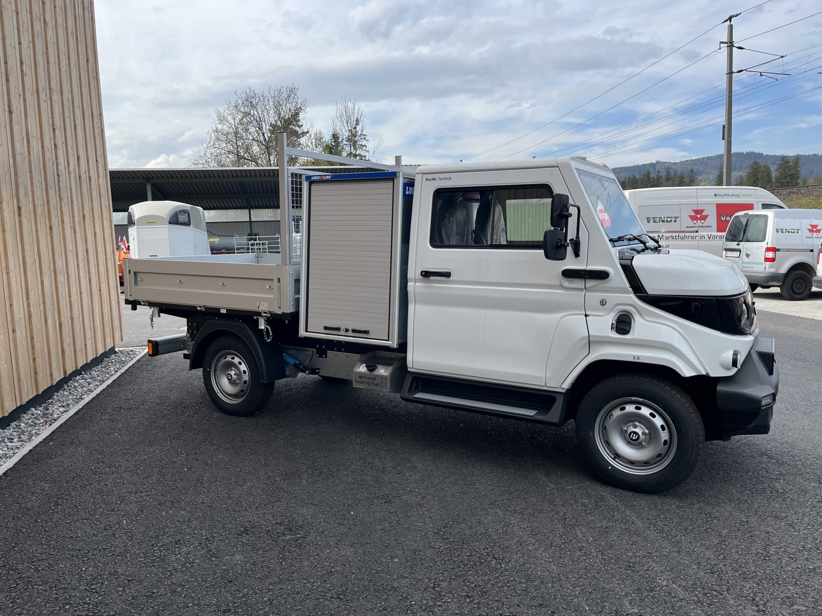 Kommunalfahrzeug des Typs EVUM aCar, Neumaschine in Frastanz (Bild 5)