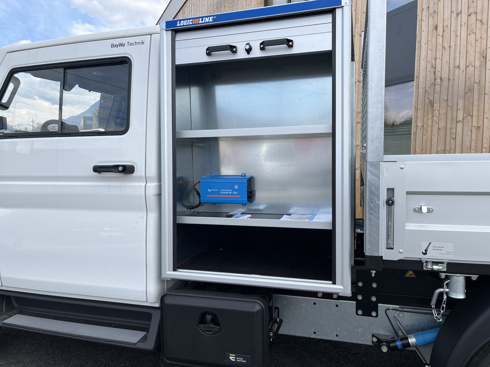 Kommunalfahrzeug des Typs EVUM aCar, Neumaschine in Frastanz (Bild 14)