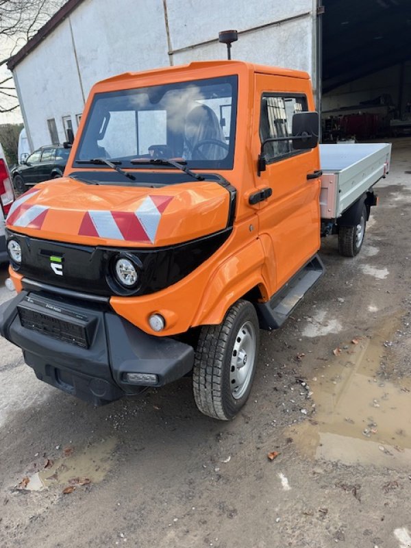 Kommunalfahrzeug tip EVUM aCar, Neumaschine in Extertal (Poză 2)