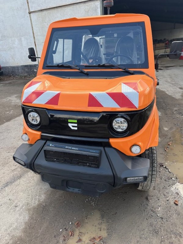 Kommunalfahrzeug tip EVUM aCar, Neumaschine in Extertal (Poză 9)