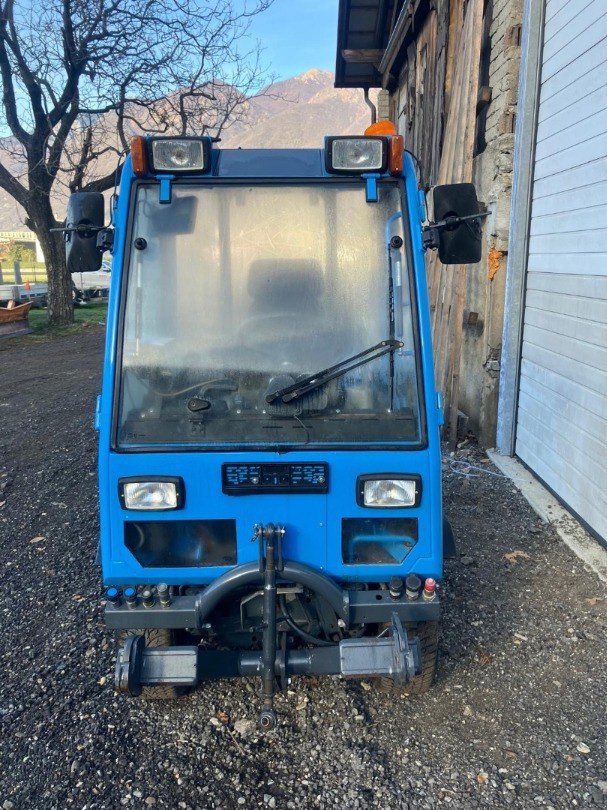 Kommunalfahrzeug typu Holder C2.42, Gebrauchtmaschine v Arbedo (Obrázek 2)