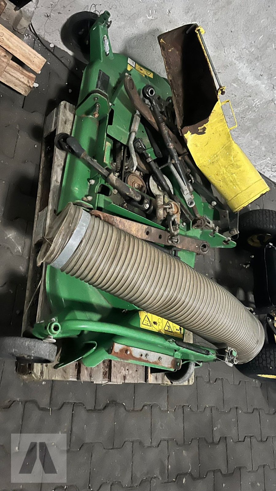 Kommunalfahrzeug от тип John Deere 4115, Gebrauchtmaschine в Regensburg (Снимка 15)