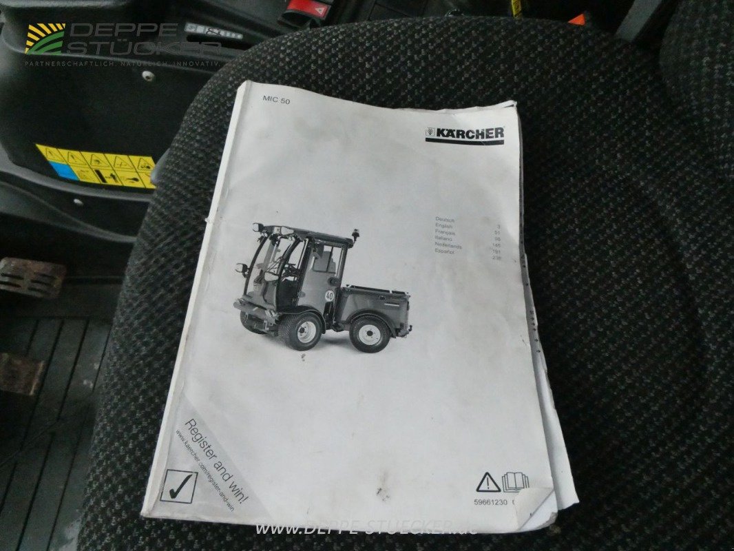 Kommunalfahrzeug del tipo Kärcher MIC 50 mit P260 Tellerstreuer, Gebrauchtmaschine In Lauterberg/Barbis (Immagine 30)