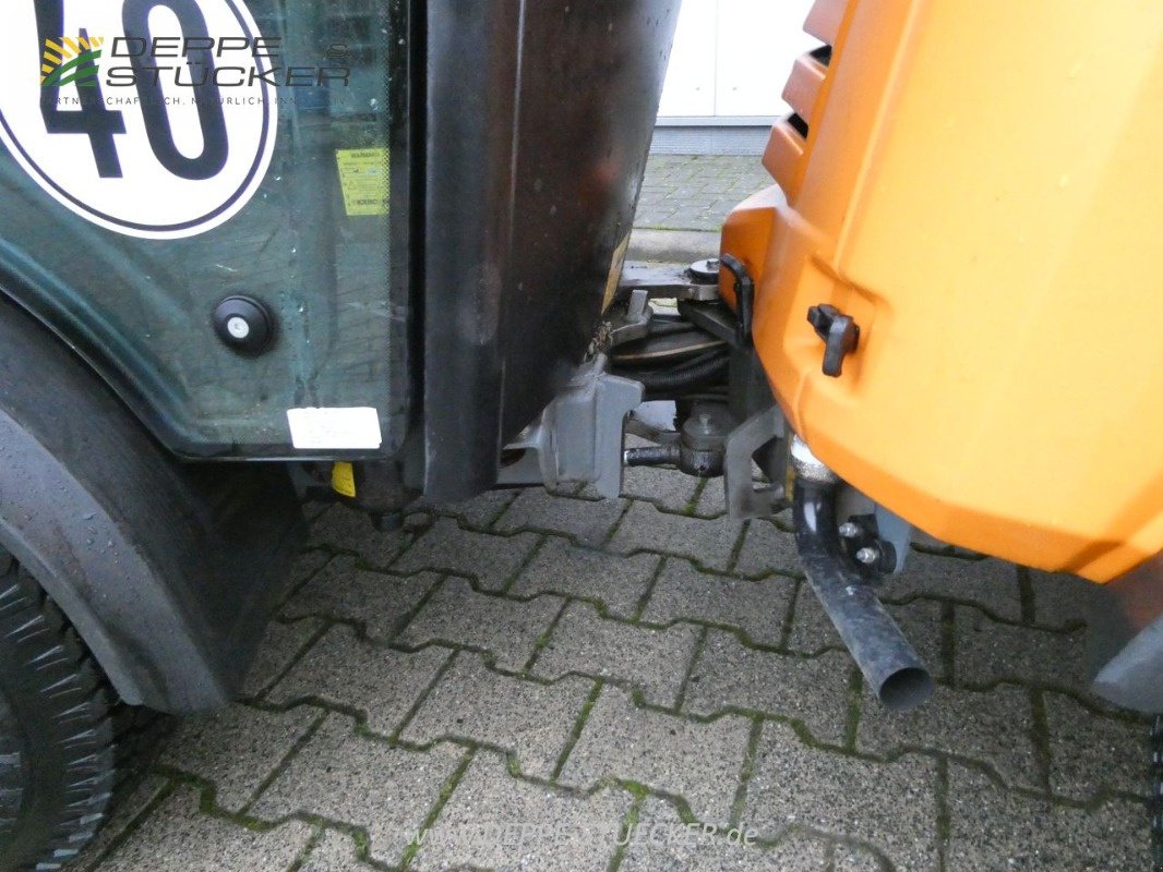 Kommunalfahrzeug del tipo Kärcher MIC 50 mit P260 Tellerstreuer, Gebrauchtmaschine In Lauterberg/Barbis (Immagine 20)