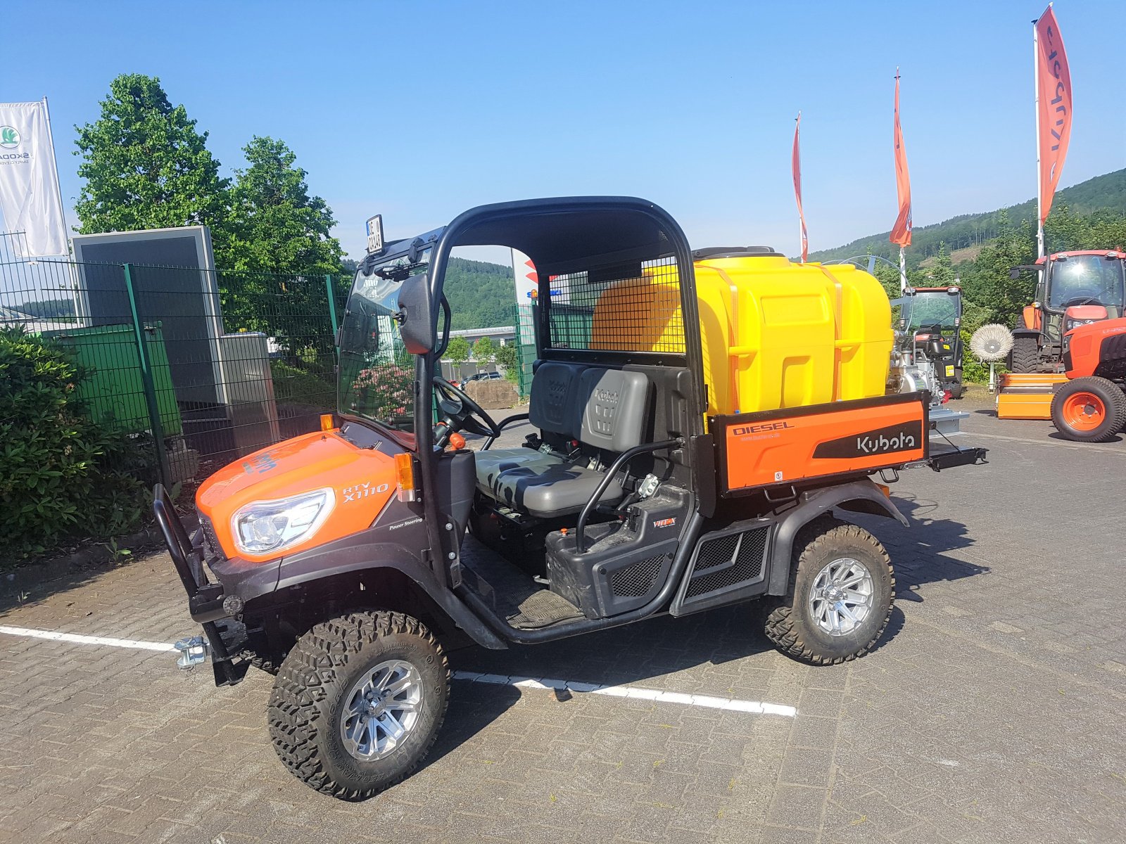 Kommunalfahrzeug typu Kubota RTVX 1110 incl BWS 130 Bewässerung, Neumaschine w Olpe (Zdjęcie 10)