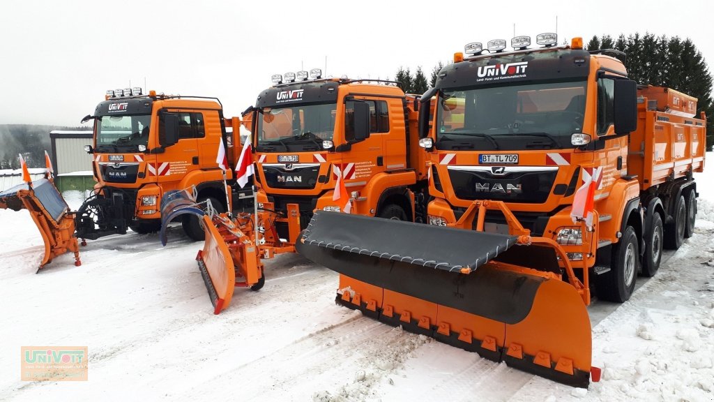 Kommunalfahrzeug typu MAN MAN 35.500 Hydrodrive 4-Achser Winterdienst Schneepflug - Streuer, Gebrauchtmaschine v Warmensteinach (Obrázek 19)