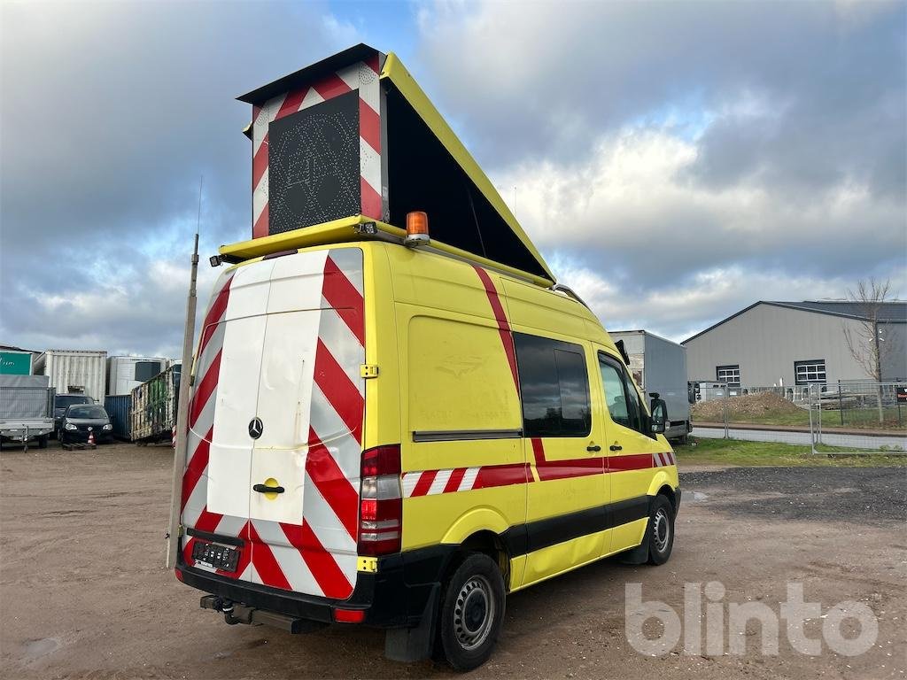 Kommunalfahrzeug a típus Mercedes-Benz Sprinter, Gebrauchtmaschine ekkor: Düsseldorf (Kép 3)