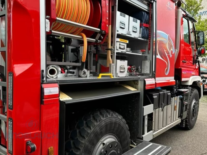 Kommunalfahrzeug typu Mercedes-Benz Unimog TLF 2000, Neumaschine v Immendingen (Obrázek 4)