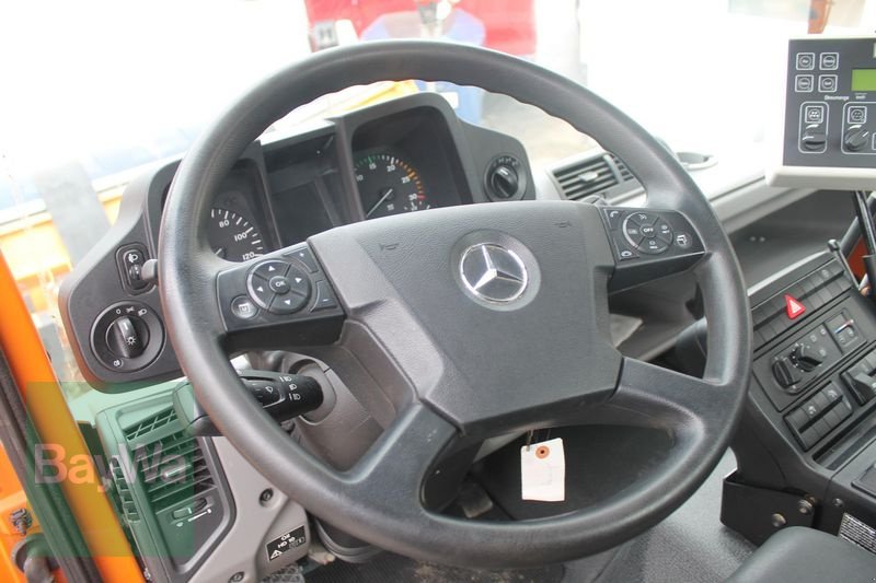 Kommunalfahrzeug a típus Mercedes-Benz UNIMOG U218, Gebrauchtmaschine ekkor: Straubing (Kép 17)
