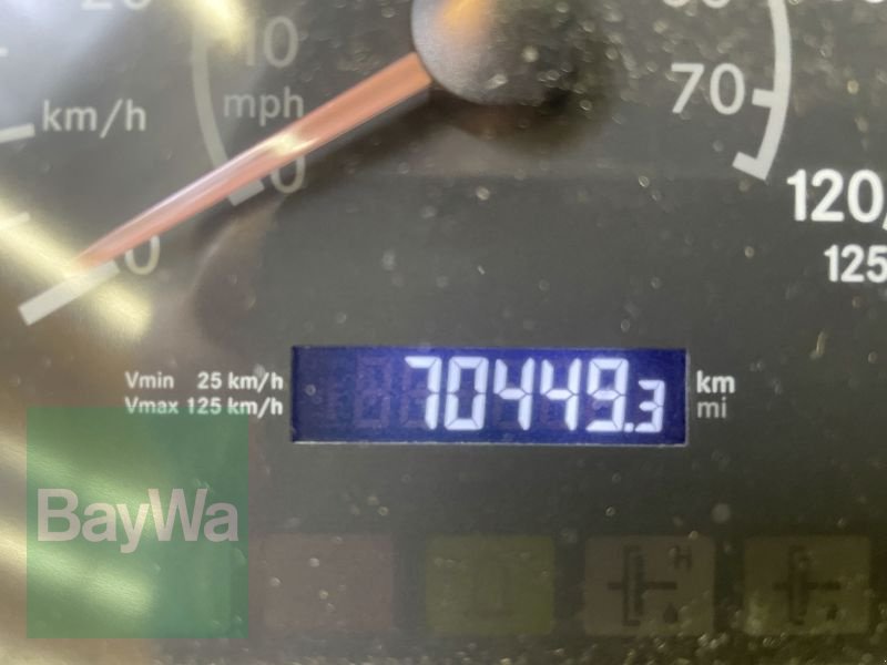 Kommunalfahrzeug des Typs Mercedes-Benz UNIMOG U300, Gebrauchtmaschine in Bamberg (Bild 17)