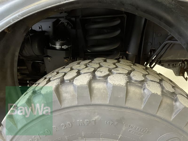 Kommunalfahrzeug des Typs Mercedes-Benz UNIMOG U300, Gebrauchtmaschine in Bamberg (Bild 16)