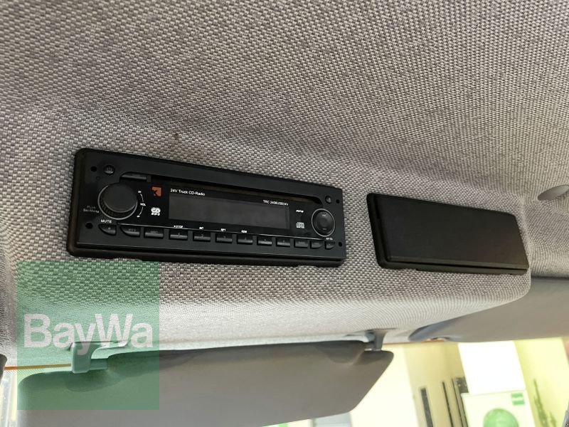 Kommunalfahrzeug des Typs Mercedes-Benz UNIMOG U300, Gebrauchtmaschine in Bamberg (Bild 19)