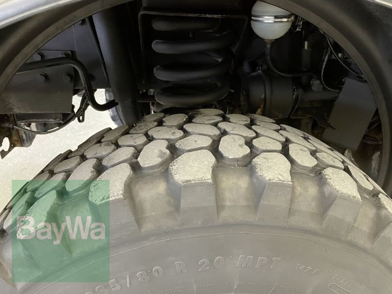 Kommunalfahrzeug des Typs Mercedes-Benz UNIMOG U300, Gebrauchtmaschine in Bamberg (Bild 13)