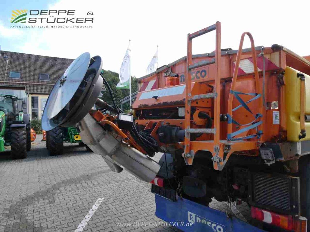 Kommunalfahrzeug a típus Mercedes-Benz Unimog U318 mit Schild+Streuer, Gebrauchtmaschine ekkor: Lauterberg/Barbis (Kép 18)