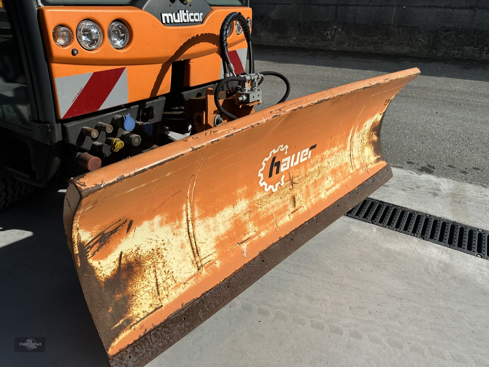 Kommunalfahrzeug tipa Multicar Tremo Carrier S mit Streuer und Schneepflug Salz Splitt mit Spikes, Gebrauchtmaschine u Rankweil (Slika 8)