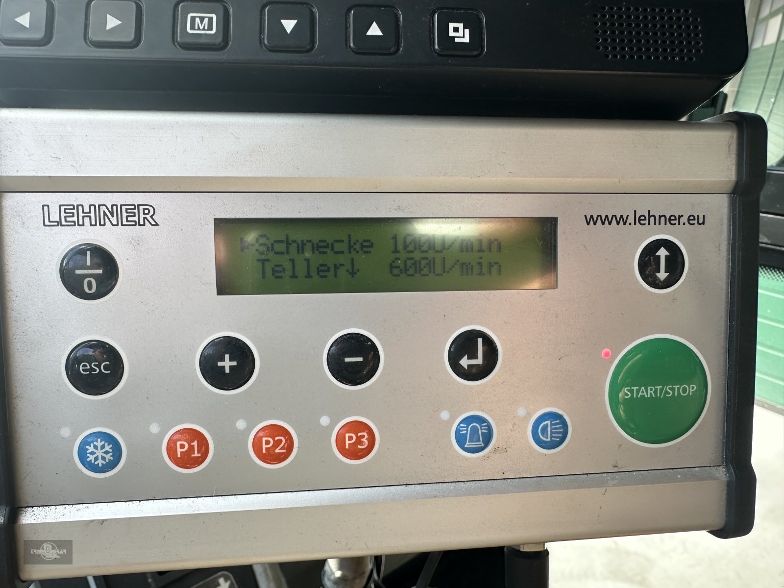 Kommunalfahrzeug tipa Multicar Tremo Carrier S mit Streuer und Schneepflug Salz Splitt mit Spikes, Gebrauchtmaschine u Rankweil (Slika 16)