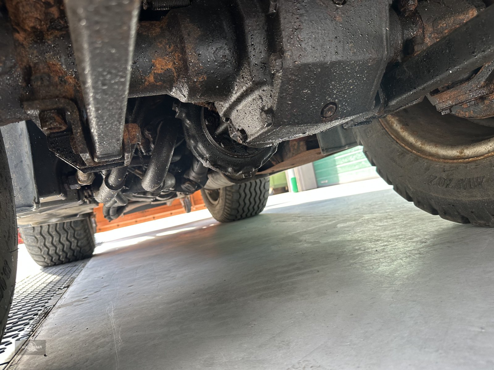 Kommunalfahrzeug tipa Multicar Tremo Carrier S mit Streuer und Schneepflug Salz Splitt mit Spikes, Gebrauchtmaschine u Rankweil (Slika 22)