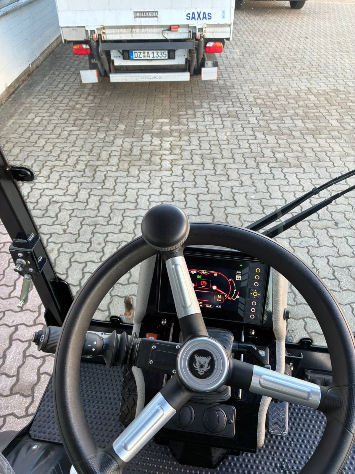 Kommunalfahrzeug типа Multihog CX 75, Gebrauchtmaschine в Wiedemar (Фотография 9)