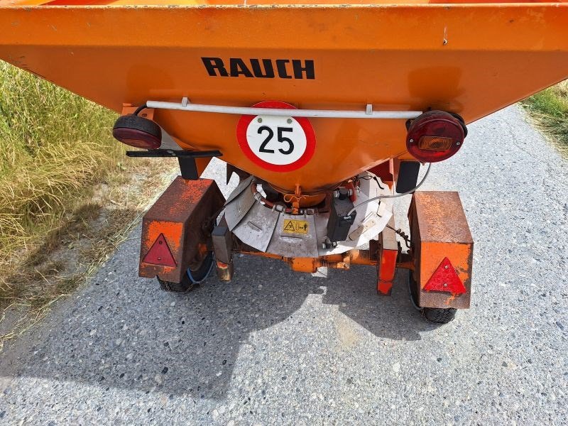 Kommunalfahrzeug tip Rauch SU 602 Salzstreuer, Gebrauchtmaschine in Chur (Poză 3)