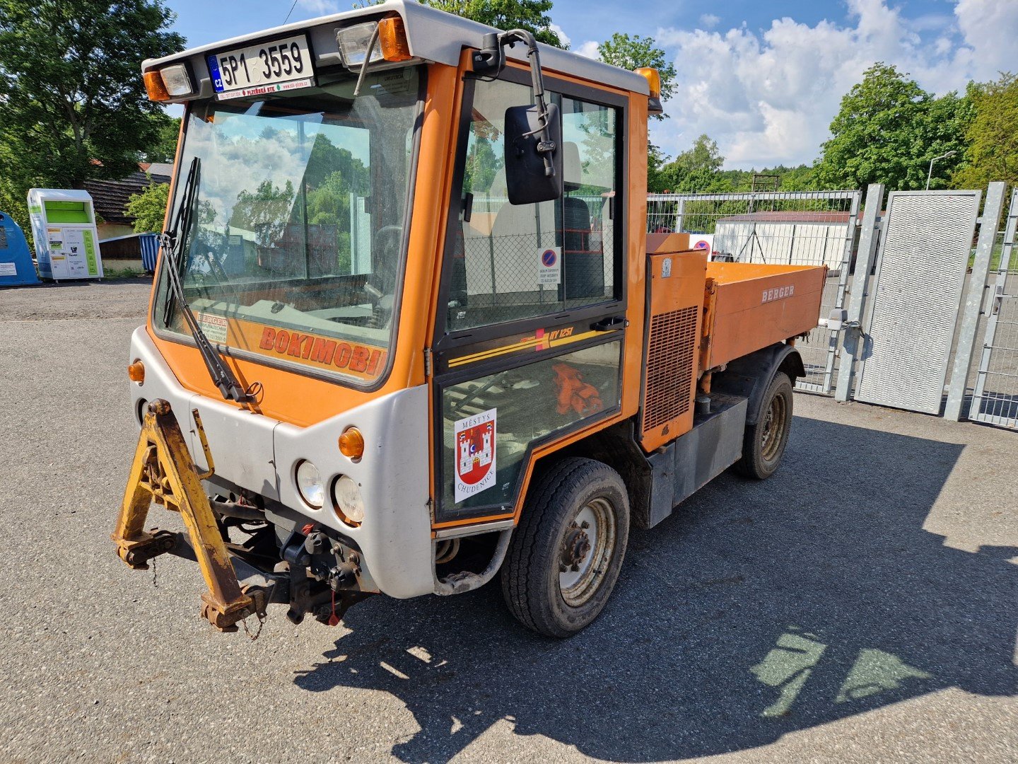 Kommunalfahrzeug typu Reform HY 1251, Gebrauchtmaschine v Stankov (Obrázek 2)