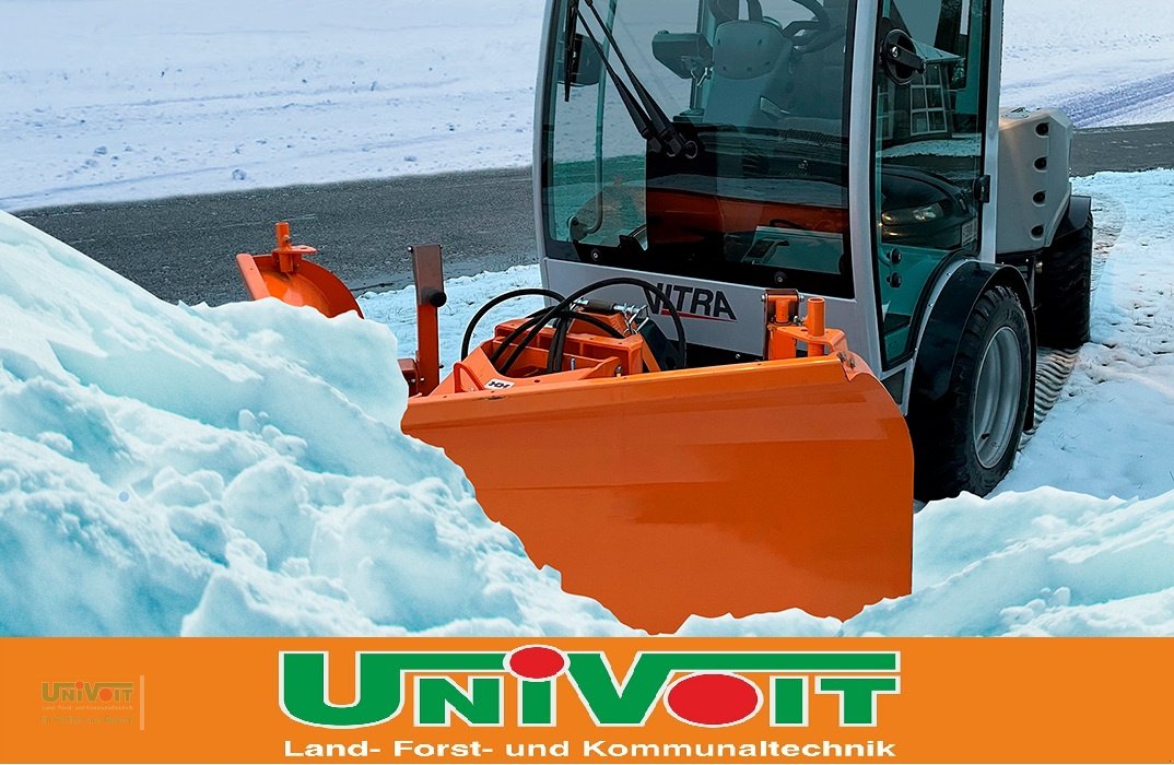 Kommunalfahrzeug des Typs Vitra Vitra Knicklenker mit 75 PS Kommunal Kehr Schneepflug Streuer Winterdienst, Neumaschine in Warmensteinach (Bild 4)