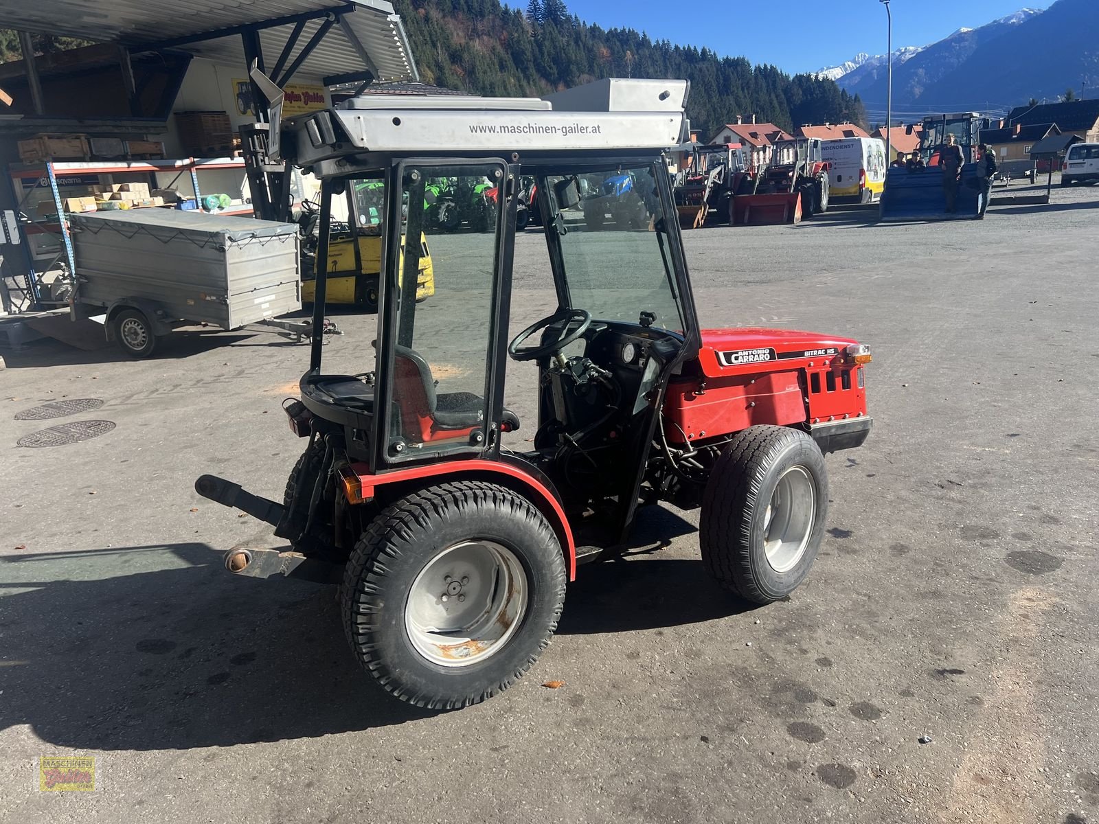 Kommunaltraktor des Typs Antonio Carraro Bitrac HS, Gebrauchtmaschine in Kötschach (Bild 2)