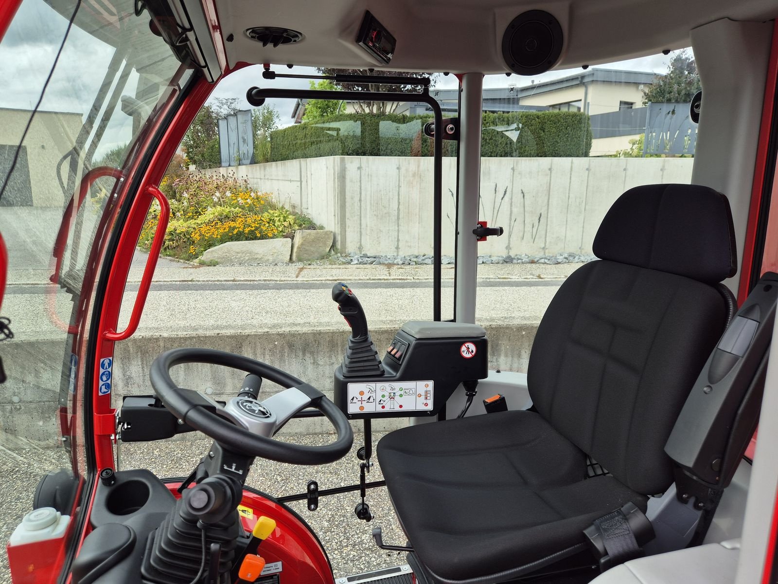 Kommunaltraktor typu Antonio Carraro SP 4800 Traktor Schlepper Holder Winterdienst, Vorführmaschine v Aigen-Schlägl (Obrázek 2)