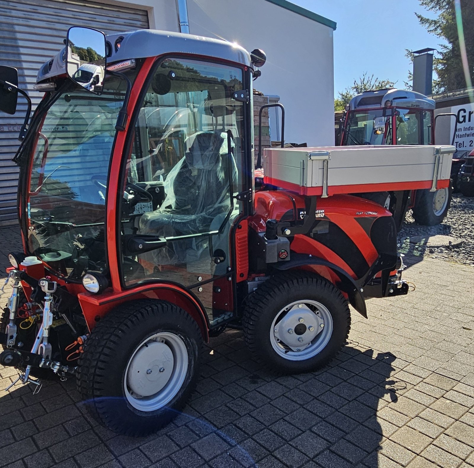 Kommunaltraktor typu Antonio Carraro SP 4800, Neumaschine v Schorndorf-Miedelsbach (Obrázek 1)