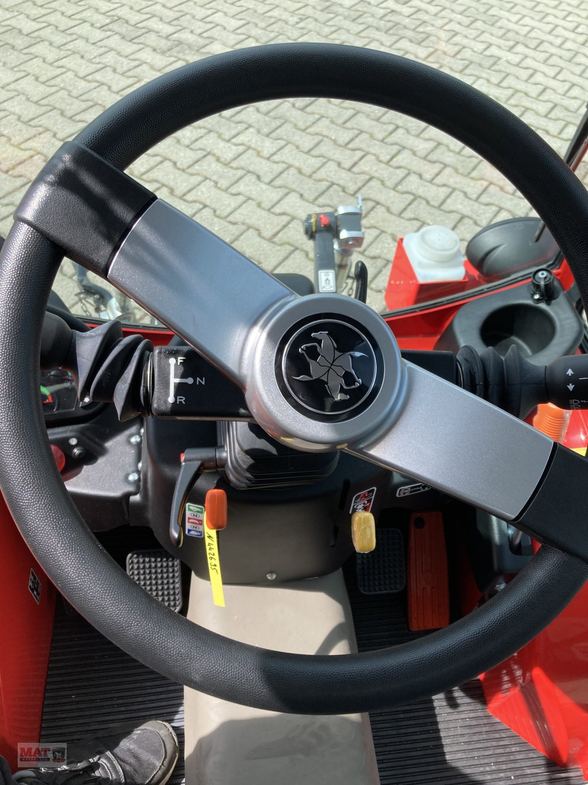 Kommunaltraktor des Typs Antonio Carraro SP 4800, Neumaschine in Waldkraiburg (Bild 5)