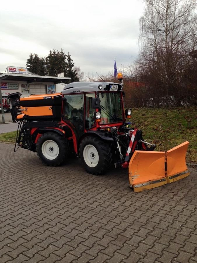 Kommunaltraktor des Typs Antonio Carraro SR 7600 INFINITY Schlepper Traktor Holder Fendt, Neumaschine in Aigen-Schlägl (Bild 12)