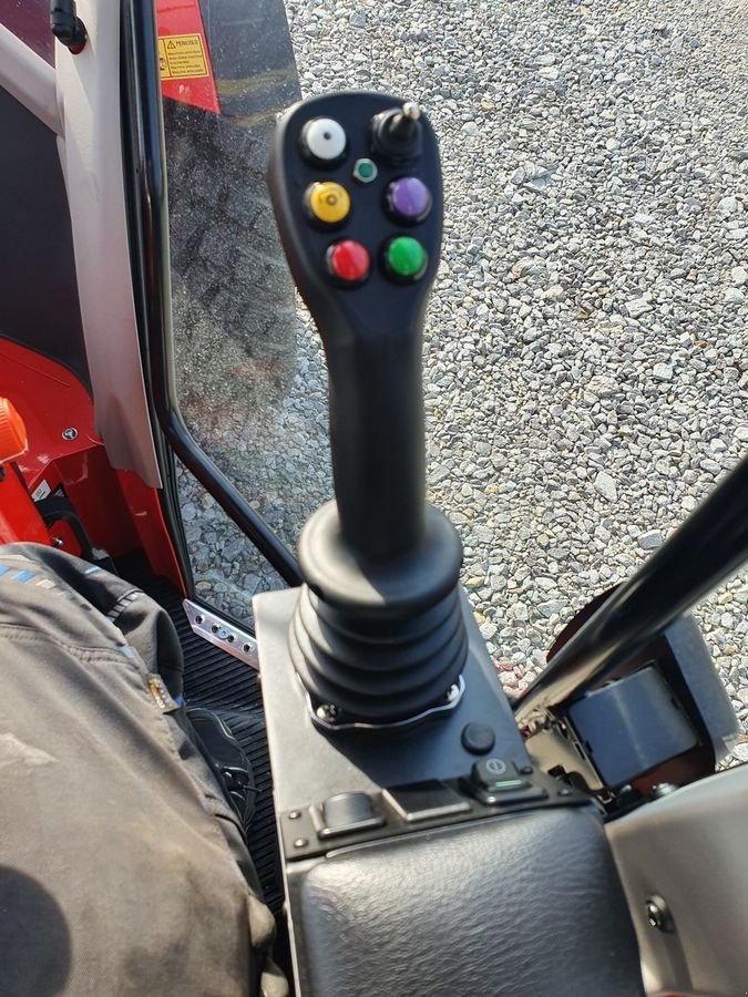 Kommunaltraktor des Typs Antonio Carraro SR 7600 INFINITY Schlepper Traktor Holder Fendt, Neumaschine in Aigen-Schlägl (Bild 15)