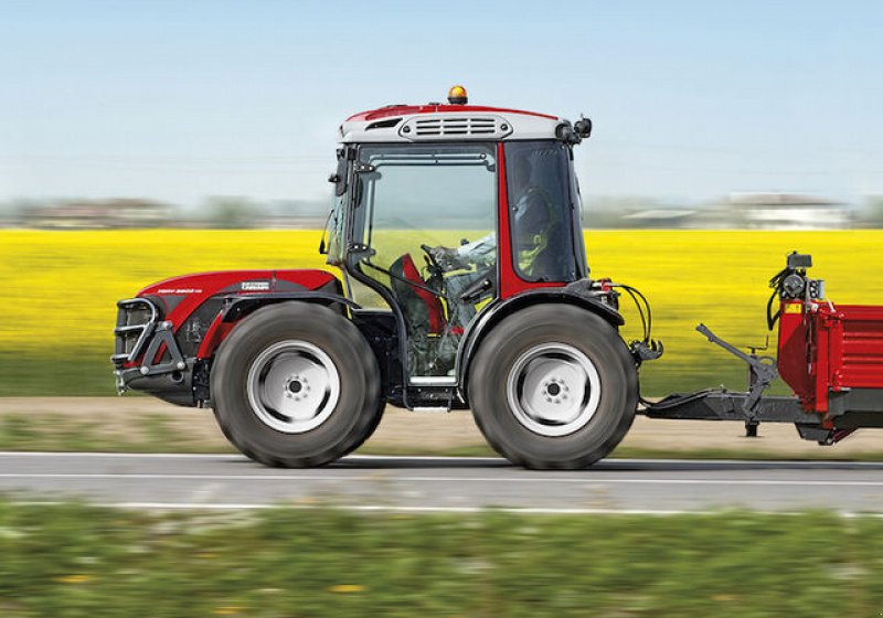 Kommunaltraktor tip Antonio Carraro TONY 8900 TR Traktor Schlepper Fendt Holder NEU, Neumaschine in Aigen-Schlägl (Poză 7)