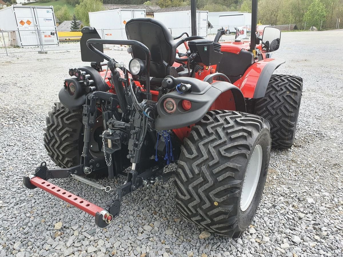 Kommunaltraktor des Typs Antonio Carraro TR 7600 infinity Traktor Pasquali Aebi Reform, Neumaschine in Aigen-Schlägl (Bild 2)