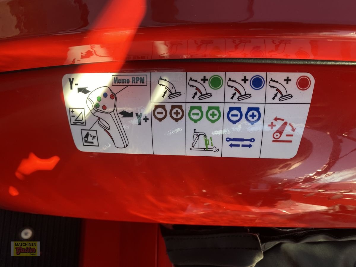 Kommunaltraktor des Typs Antonio Carraro TRX 5800 TORA, Neumaschine in Kötschach (Bild 23)