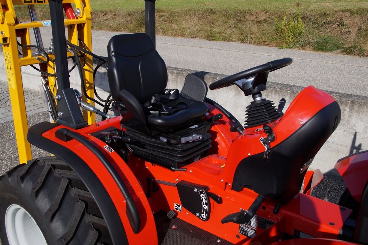 Kommunaltraktor typu Antonio Carraro TTR 4800 HST Schlepper Traktor NEU Pasquali Aebi, Neumaschine v Aigen-Schlägl (Obrázek 17)