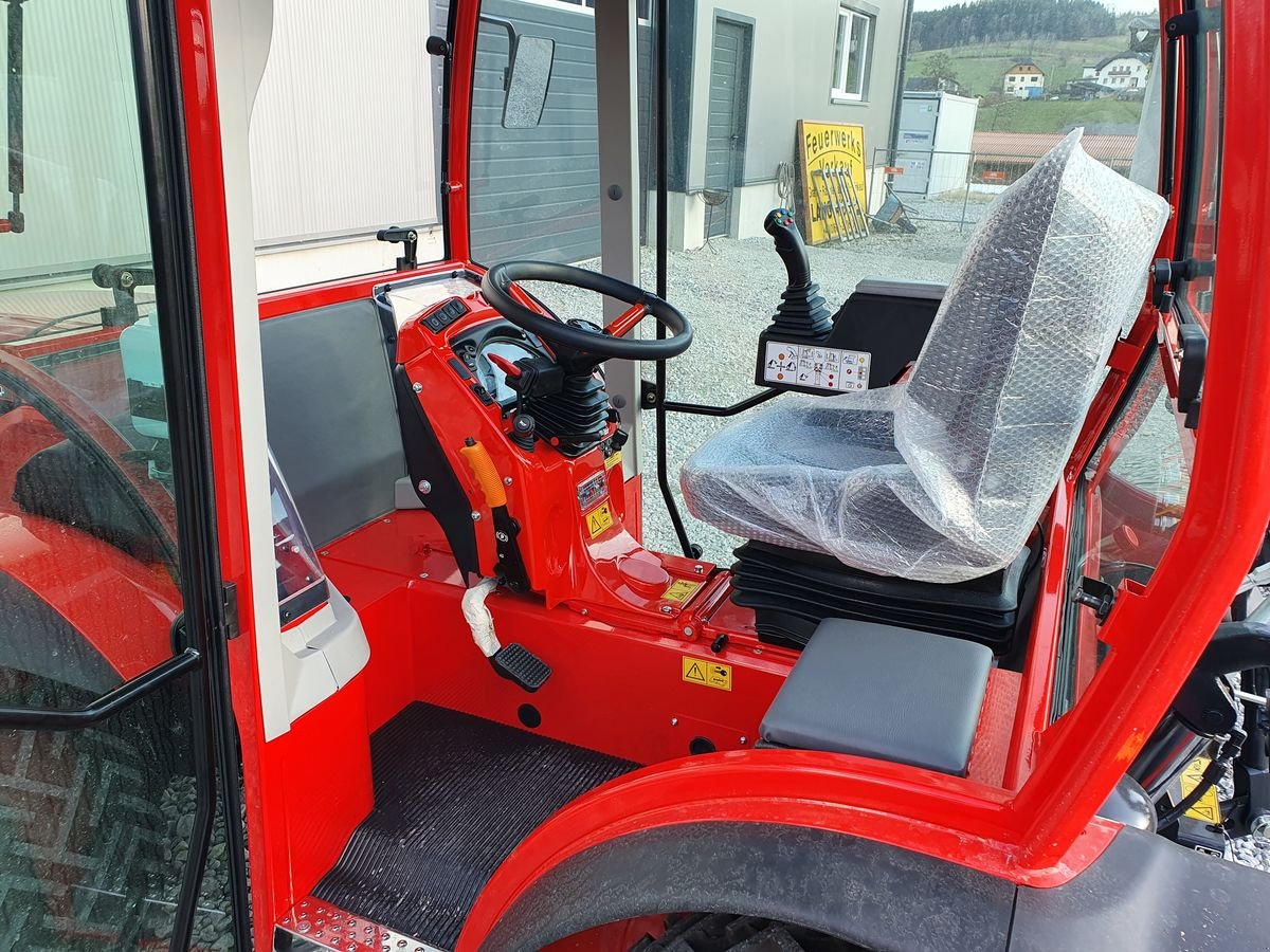 Kommunaltraktor of the type Antonio Carraro TTR 7600 infinity Traktor Pasquali Reform Aebi, Neumaschine in Aigen-Schlägl (Picture 7)