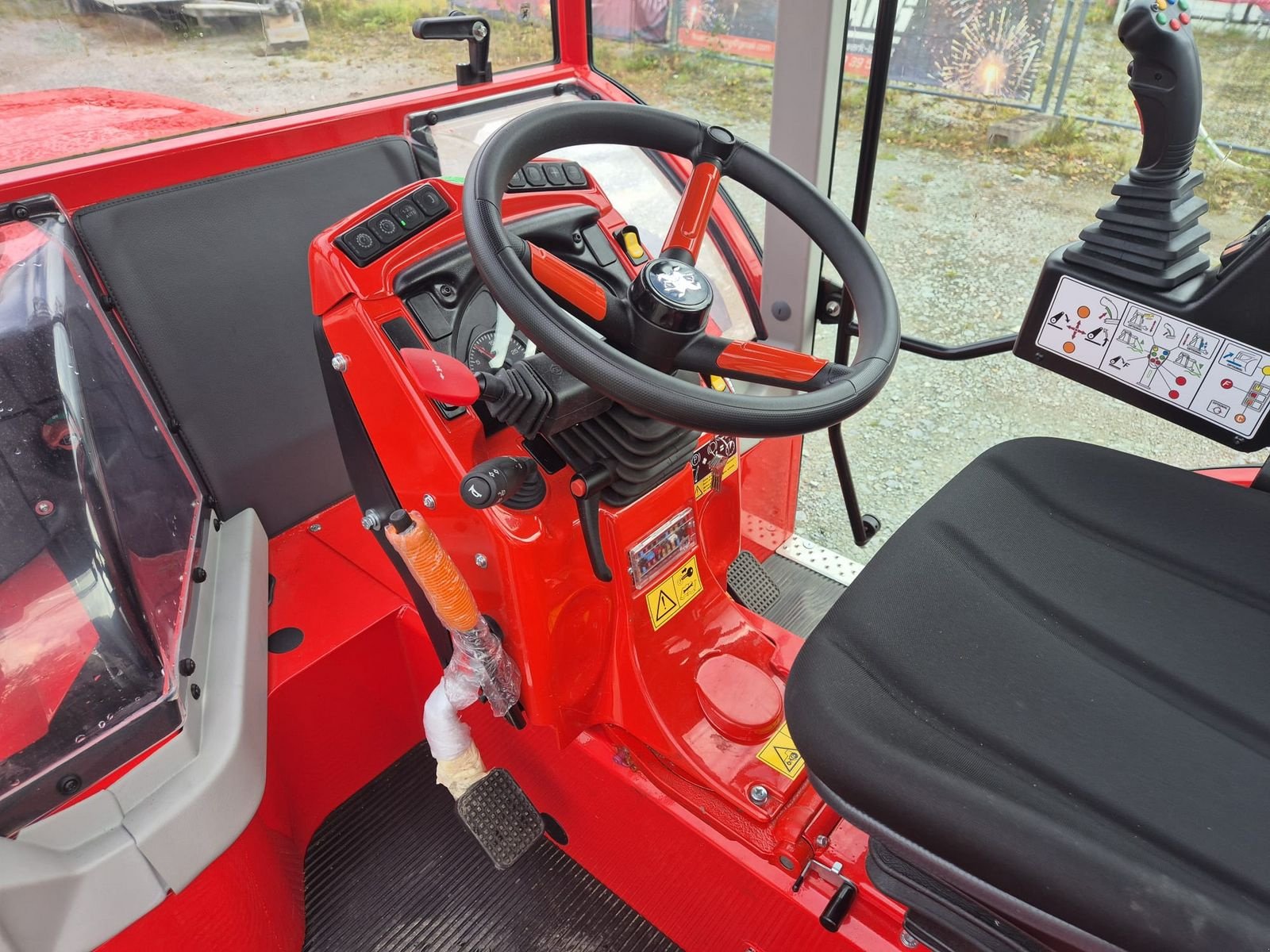 Kommunaltraktor a típus Antonio Carraro TTR 7600 infinity Traktor Pasquali Reform Aebi, Vorführmaschine ekkor: Aigen-Schlägl (Kép 5)