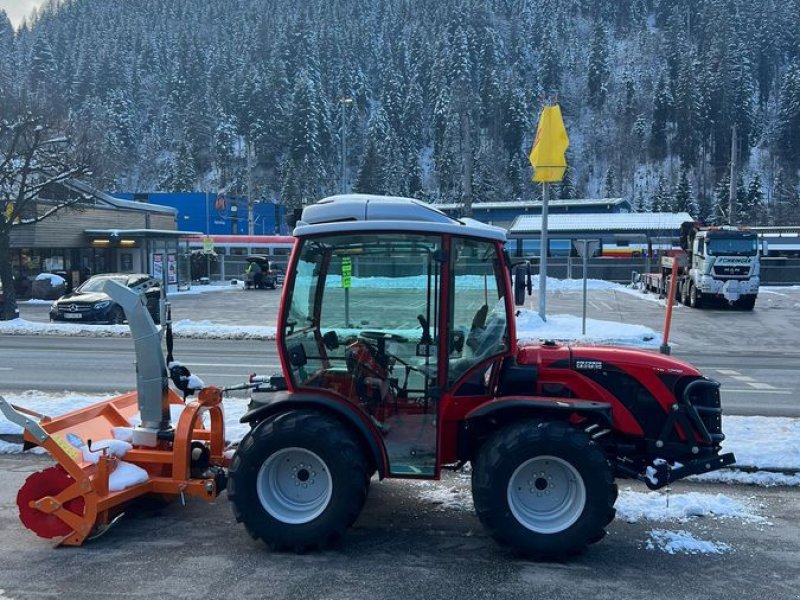 Kommunaltraktor des Typs Antonio Carraro TTR 7800, Neumaschine in Hopfgarten (Bild 1)