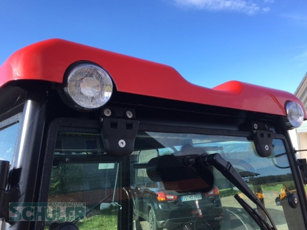 Kommunaltraktor typu Branson 2505H, Neumaschine v St. Märgen (Obrázek 11)