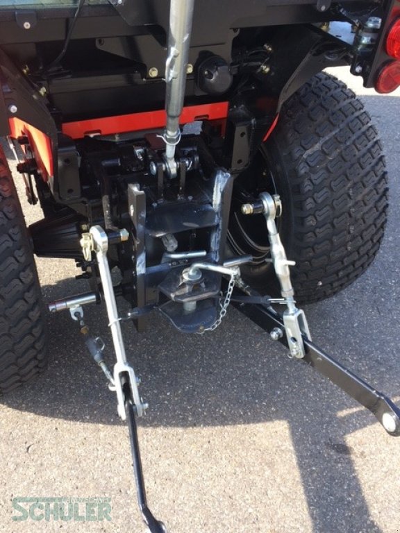 Kommunaltraktor typu Branson 2505H, Neumaschine v St. Märgen (Obrázek 22)