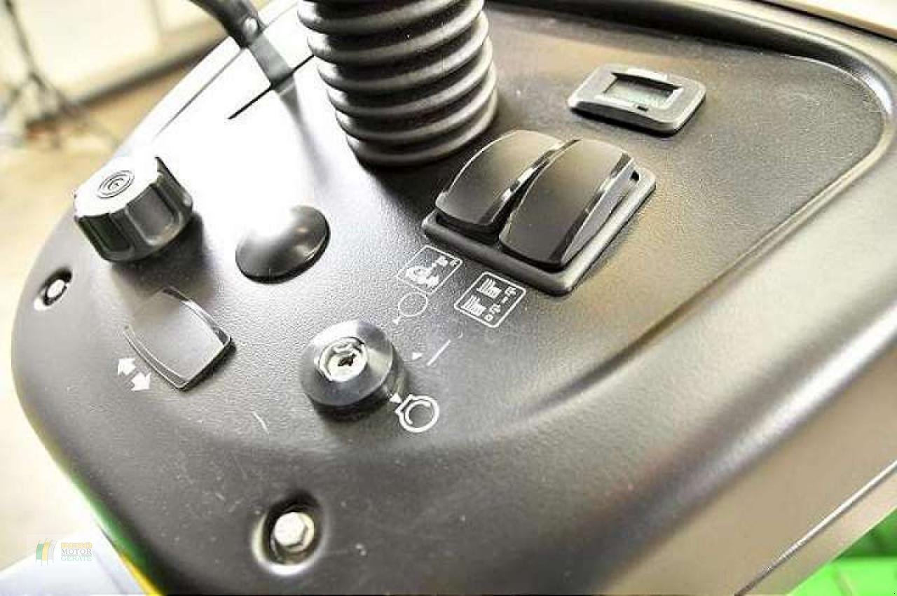 Kommunaltraktor του τύπου Etesia HYDRO 100, Neumaschine σε Bredstedt (Φωτογραφία 5)