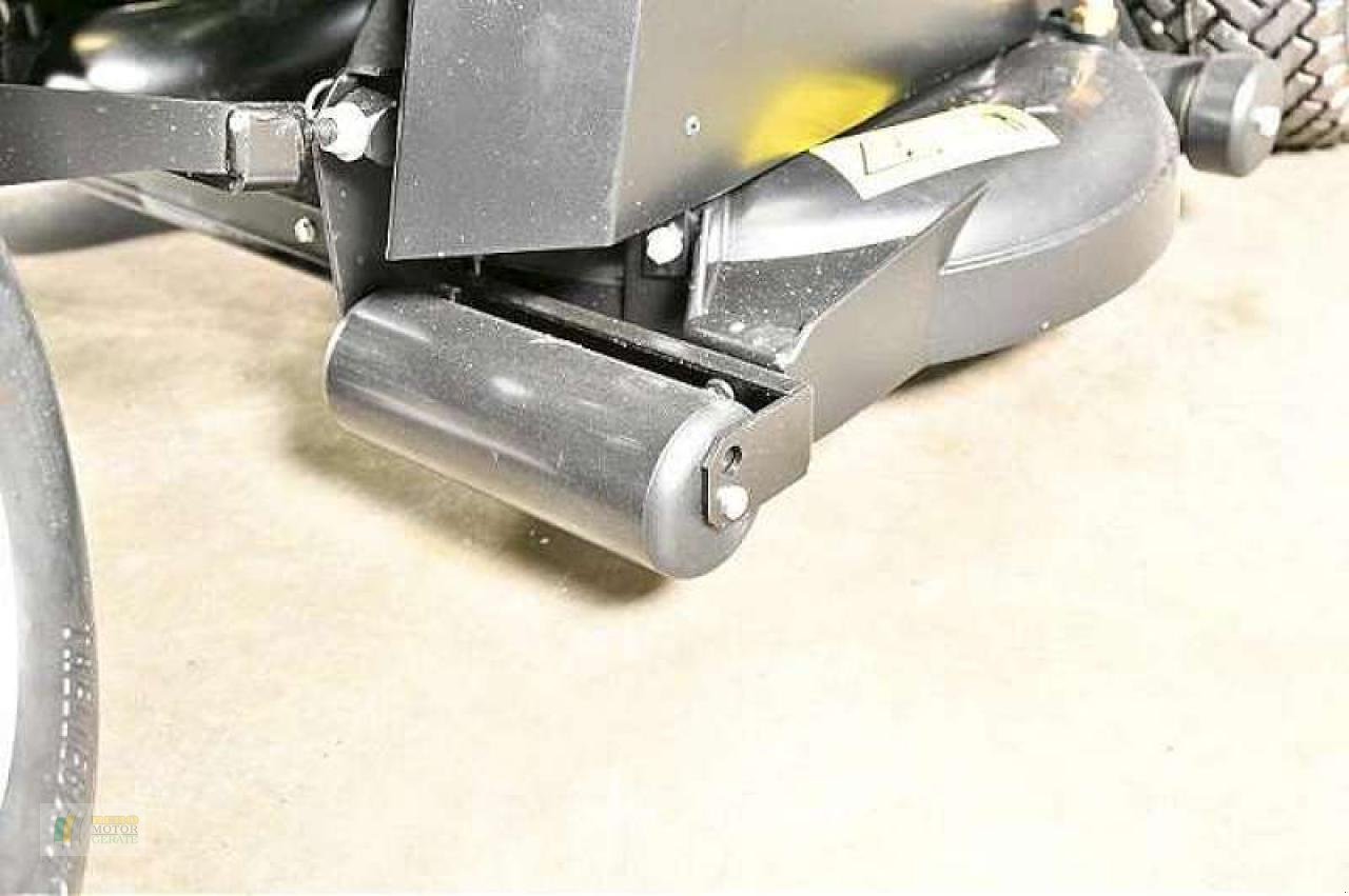 Kommunaltraktor типа Etesia HYDRO 100, Neumaschine в Cloppenburg (Фотография 5)