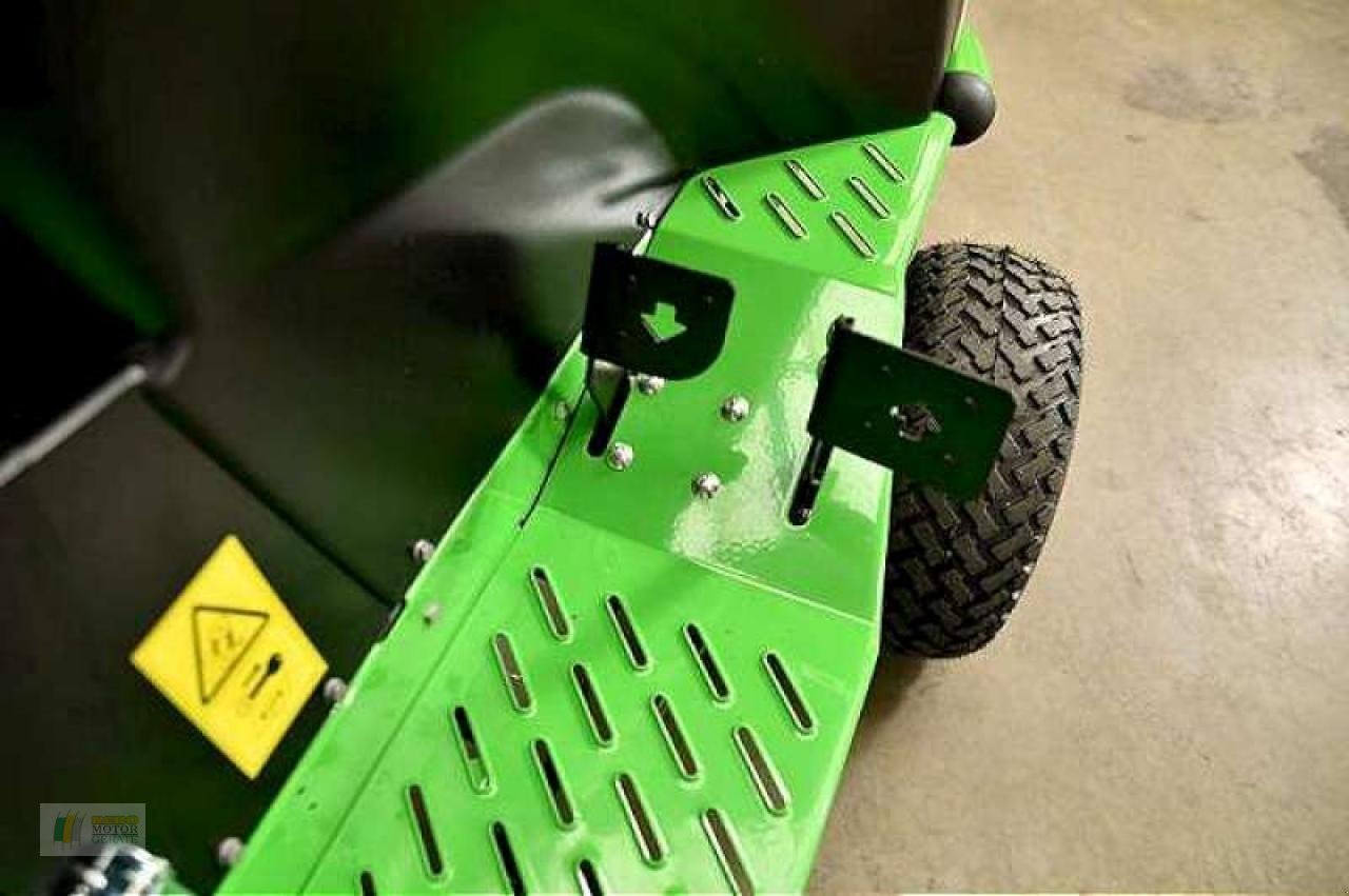 Kommunaltraktor типа Etesia HYDRO 100, Neumaschine в Cloppenburg (Фотография 10)