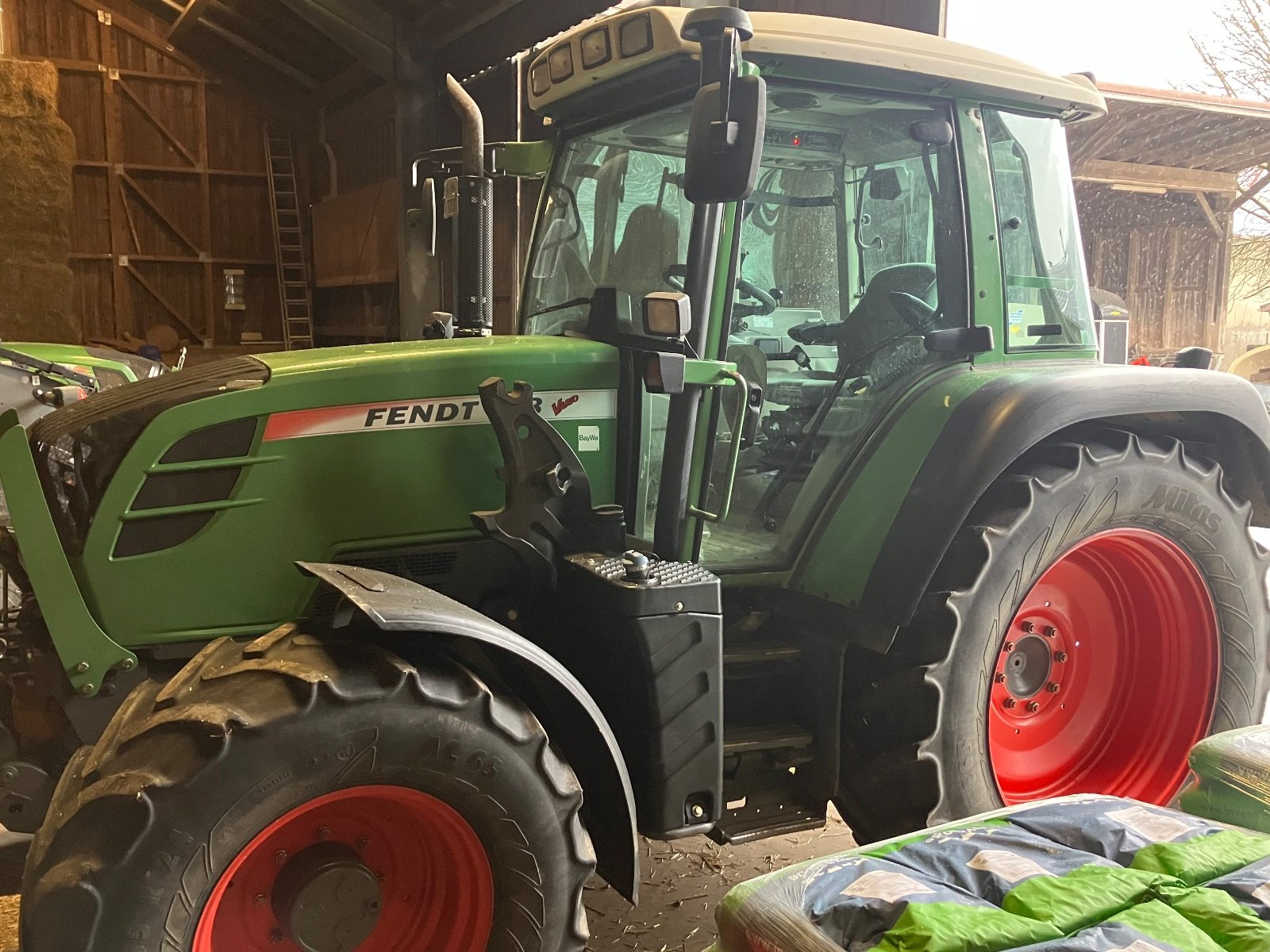 Kommunaltraktor za tip Fendt 313 Vario SCR, Gebrauchtmaschine u Hebertshausen (Slika 2)