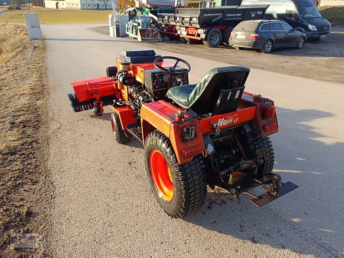 Kommunaltraktor des Typs Hako Hakotrac 2300D inkl. Kehrmaschine und hydr. Schn, Gebrauchtmaschine in Dimbach (Bild 4)